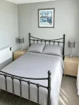 Modern, 2Br Villa Walk to Beach Parking WiFi Dawlish Warren - Wifi