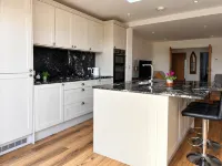 Luxury 5 Bed Detached Home, Countryside Views - Homestays