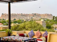 Hotel Jaisan Haveli - Mountain view