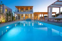 Black Olive Villas - Pools