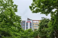 Harmony Hotel Các khách sạn gần Olympic Park