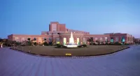 Nirvana Luxury Hotel l Ludhiana A 호텔 공원 주변 호텔