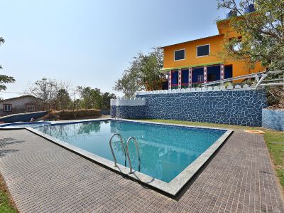 Outdoor Swimming Pool