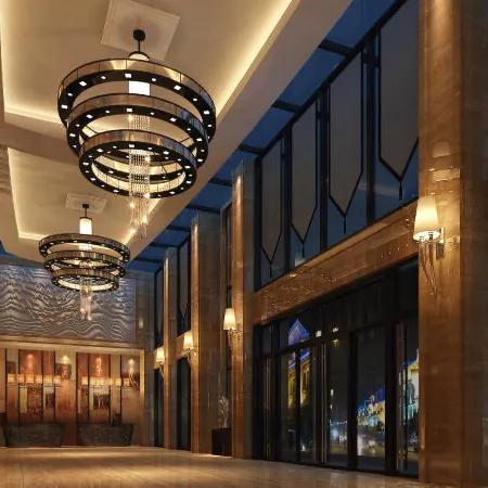 Royal Holiday Hotel