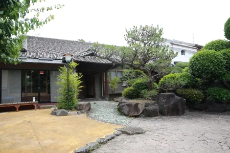 Yuzan Guesthouse