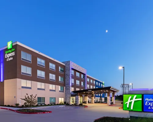 Holiday Inn Express & Suites PURCELL by IHG Hotels in McClain County