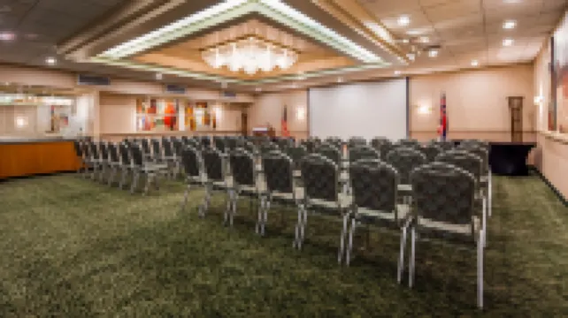 Airport Honolulu Hotel