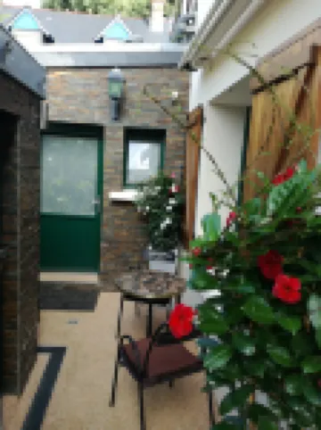 Saint-Malo the Colonial Furnished in Short Duration Hotel a 