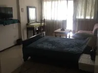 Property Located in a Quiet Area Close to the Train Station and Town Hotels near مسجد الفتح، عين الشق، الدارالبيضاء.