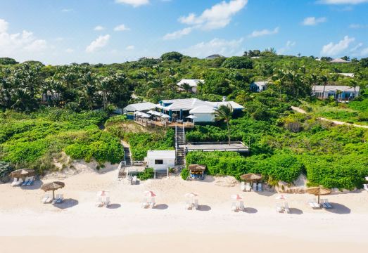 핑크 샌드 비치