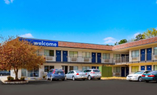Motel 6 Sandston, VA - Richmond