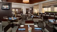 DoubleTree by Hilton Hotel Chicago Wood Dale - Elk Grove - breakfast