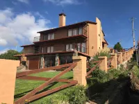 Large Cabin for 12 Guests with 3 Fireplaces, 4 Bedrooms, 6 Bathrooms, and 2 Kitc - 3星級
