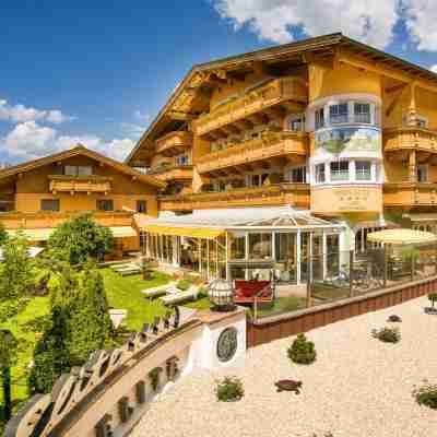 Henri Country House Seefeld Hotel Exterior