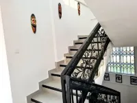 Charming Quiet & Cozy - Close to Highway Parking