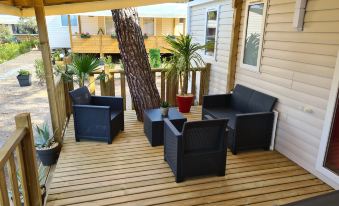 Mobile Home 65927 TyBreizh Holidays at the Oasis Village 4 Star