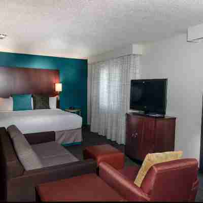 Residence Inn Oxnard River Ridge Rooms