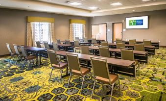 Holiday Inn Express & Suites Salt Lake City South - Murray