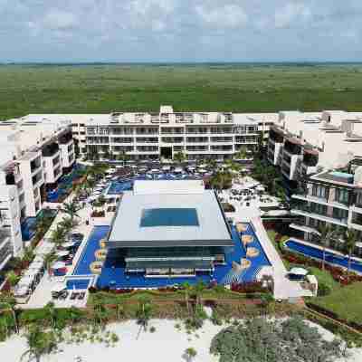 Royalton Riviera Cancun, An Autograph Collection All-Inclusive Resort & Casino Hotel Exterior