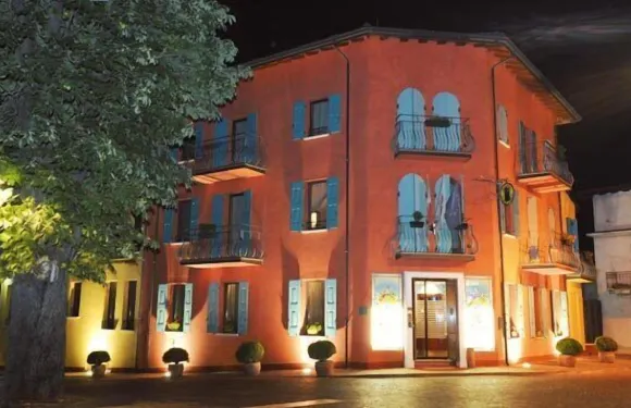 拉斯皮艾意大利酒店