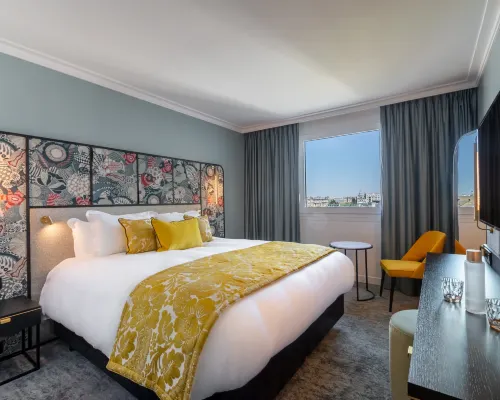 voco Paris Montparnasse by IHG Hôtels à proximité de : Cesar Palace