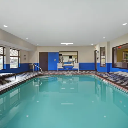Holiday Inn Express MARSHALL by IHG