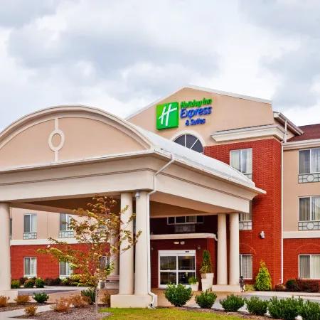 Holiday Inn Express & Suites DICKSON by IHG