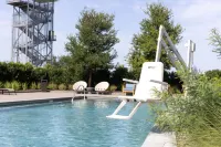 The Stella Hotel, Autograph Collection - Pools