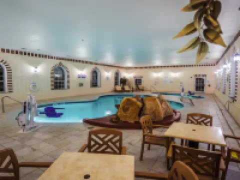 Holiday Inn Express & Suites PAMPA by IHG Hotels in Pampa