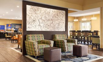 Holiday Inn Express & Suites Edmond