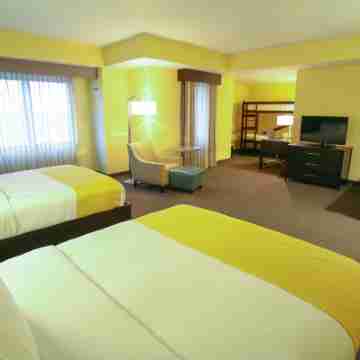 DoubleTree by Hilton Bemidji Rooms