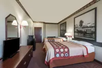 Super 8 by Wyndham Harrisburg Hershey North