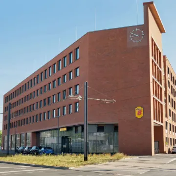 Super 8 by Wyndham Mainz Zollhafen