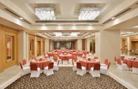 Radisson Noida - Breakfast