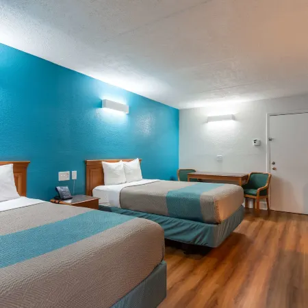 Motel 6 North Little Rock, AR - McCain Отели в г. Норт-Литл-Рок