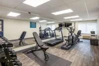 Quality Inn & Suites Apex-Holly Springs Hotels in Apex