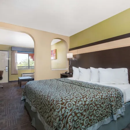 Days Inn by Wyndham Carlsbad