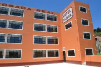 Hotel Posada Real Hotels in Омитлан де Хуарес