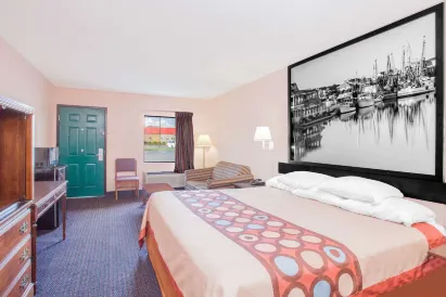 Super 8 by Wyndham Columbia