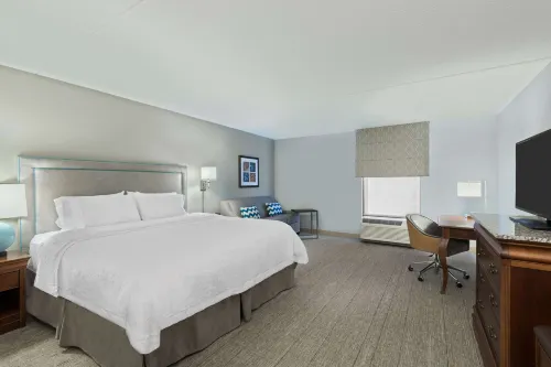 Hampton Inn Hartford-Airport Hotels in Windsor