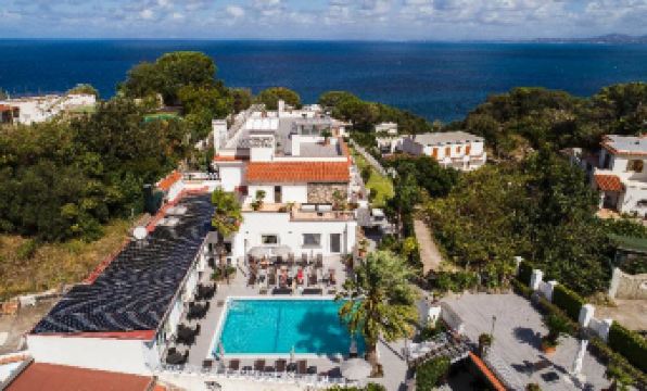 2. 그리포 호텔 참..