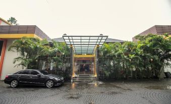 Collection O 295 Grha Ciumbuleuit Guest House