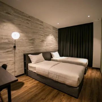 Eureka Hotel Penang Отели в г. Баян Лепас