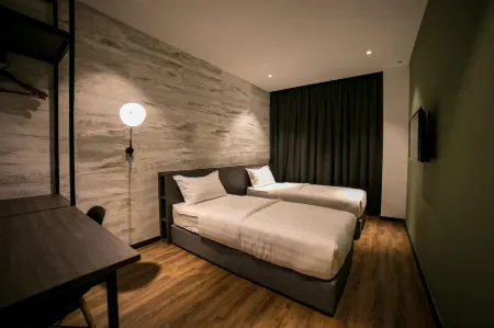 Eureka Hotel Penang Отели рядом с достопримечательностью «Penang Second Bridge»