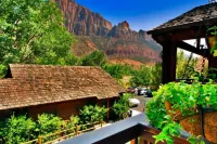 Flanigan`s Resort and Spa - غرفة مطلة على الجبل