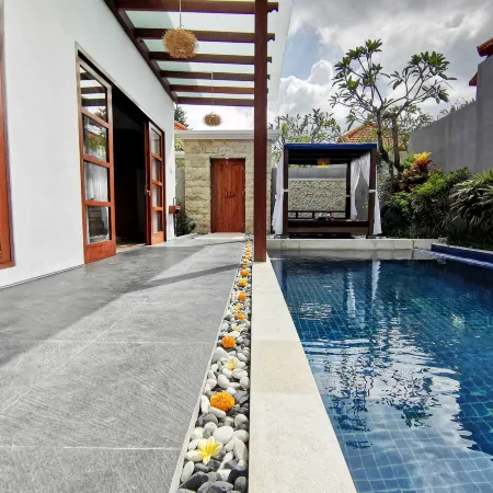 Kuta Puri Bungalows, Villas and Resort