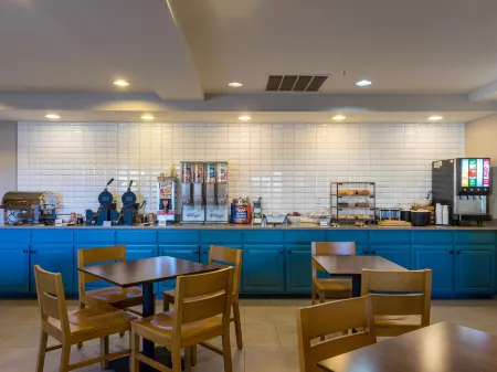 Country Inn & Suites by Radisson, Doswell (Kings Dominion), VA Отели в г. Досуэлл