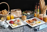 B Hotel Alabang - breakfast