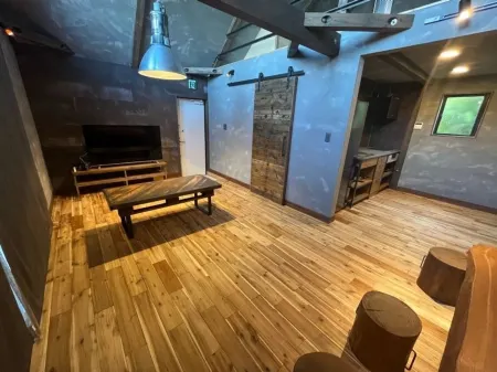 Beringei House Отели в г. Тогане