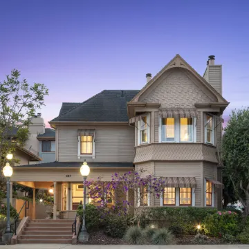 Victorian Inn
